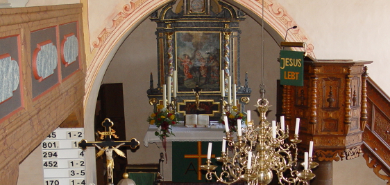 Blick in den Chor der Veitskirche